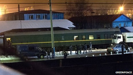 Russian prison van at the Murmansk train station. Greenpeace photo.